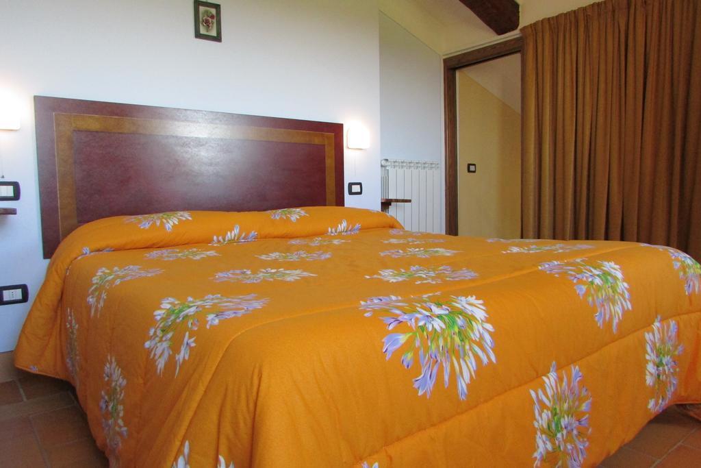 Poggio Olivo Apartment Acquaviva  ภายนอก รูปภาพ
