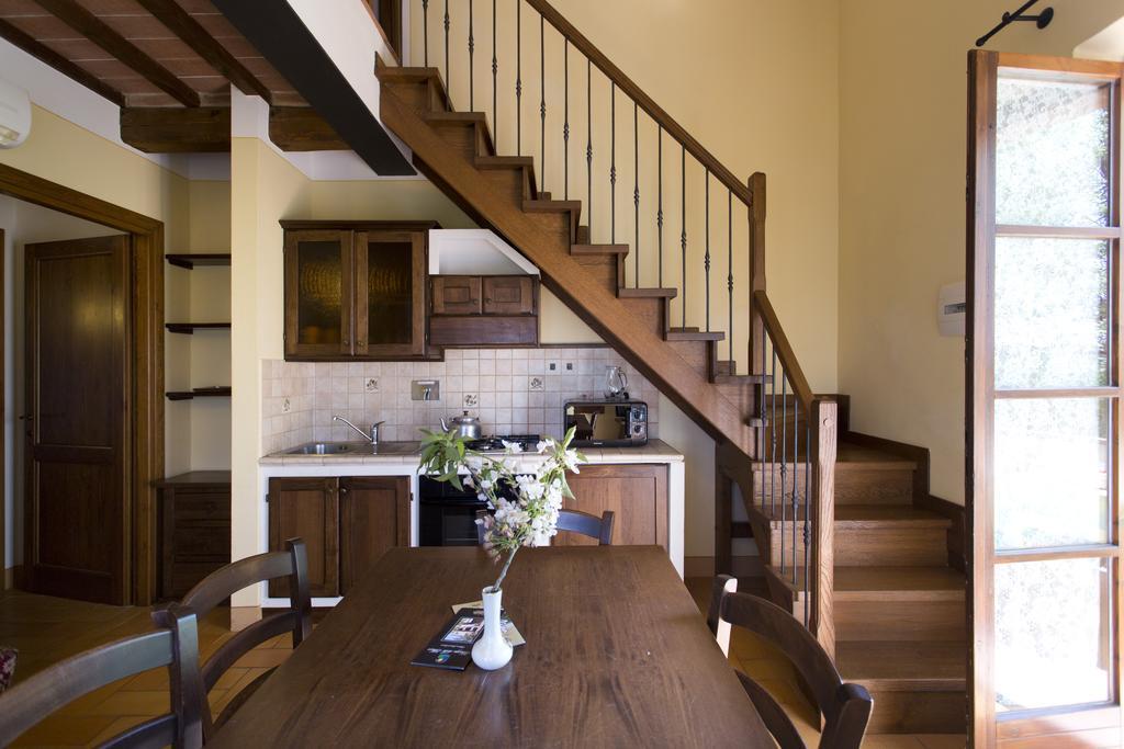 Poggio Olivo Apartment Acquaviva  ภายนอก รูปภาพ