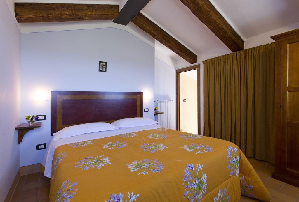 Poggio Olivo Apartment Acquaviva  ภายนอก รูปภาพ